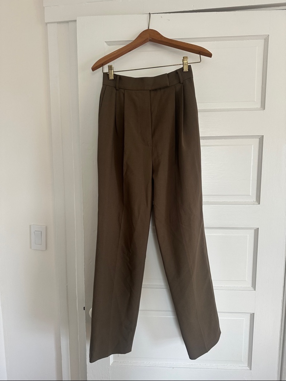 Frankie Shop High-Waist Straight Leg Brown Trousers